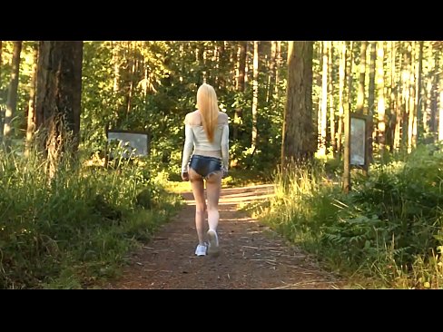 ❤️ Vacker kvinna rör sig långsamt, inte nakenvideo ️ Porno at sv.com-porn-hat.ru ☑